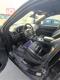 جیپ گراند شیرۆکی